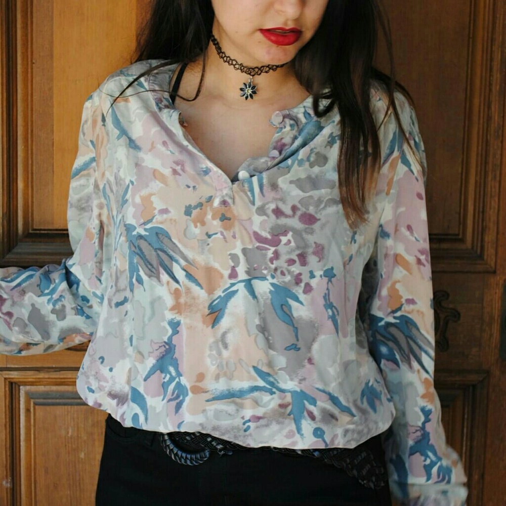 Vintage silk 👚 🔥
